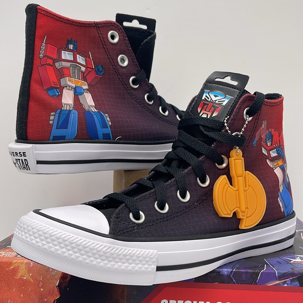 Vans WMNS Transformers x Chuck Taylor All
Star High 'Autobots' Sneakers - Picture 2 of 16